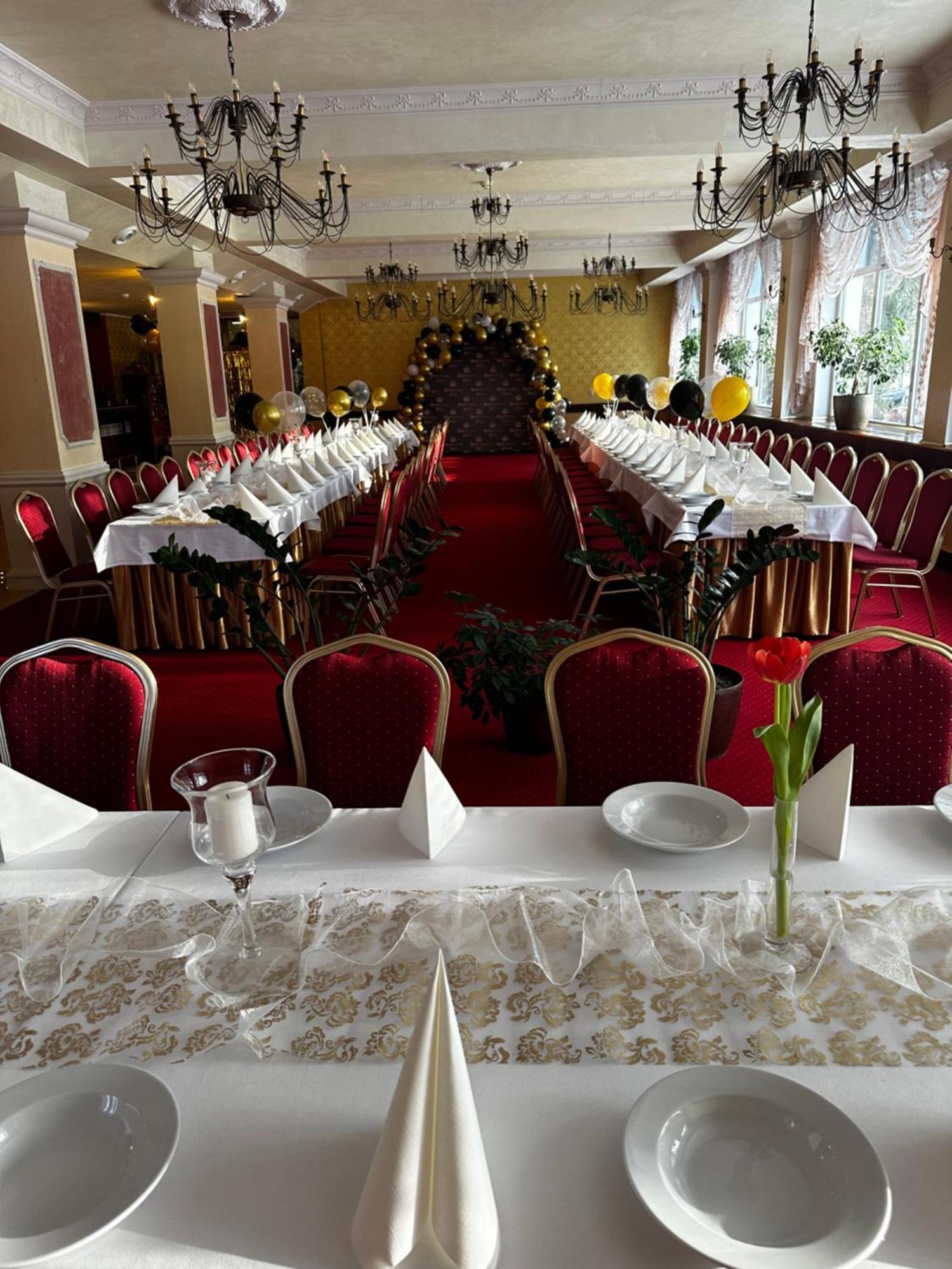 Hotel Koch Кентшин Екстер'єр фото